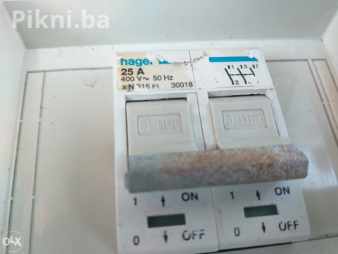 HAGER Glavni Prekidač / Automatski Osigurač (25A, 400V) u Kućištu 35 KM 2