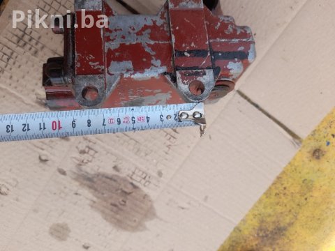 100% ISPRAVNA! Hidraulična Ručna Pumpa RO. S. JUGOSLAVIJA (IMT/Tr 140 KM 4