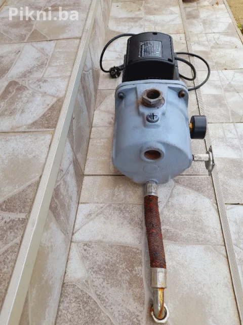 Pumpa za vodu Grundfos 0.85kw pumpe hidropak hidrofor 5