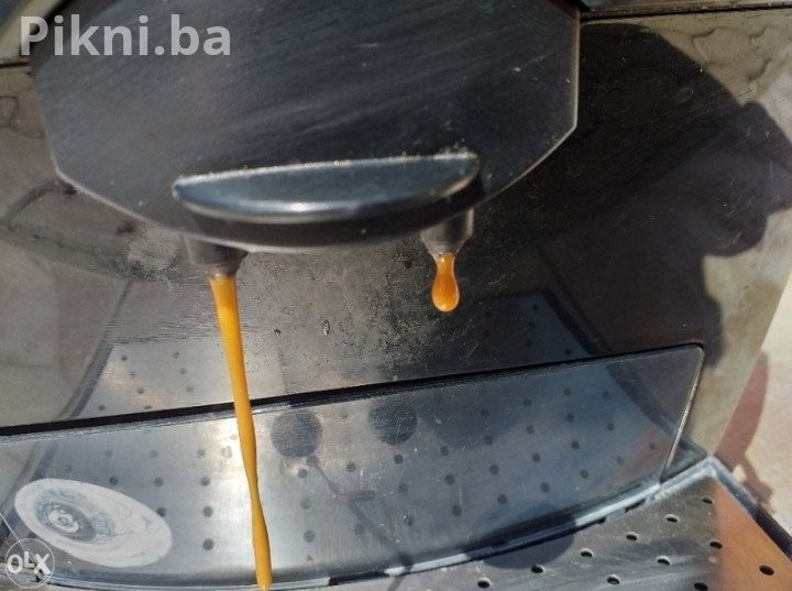 HITNA PRODAJA! Siemens EQ.5 / Vrhunski Automatski Aparat za Kafu