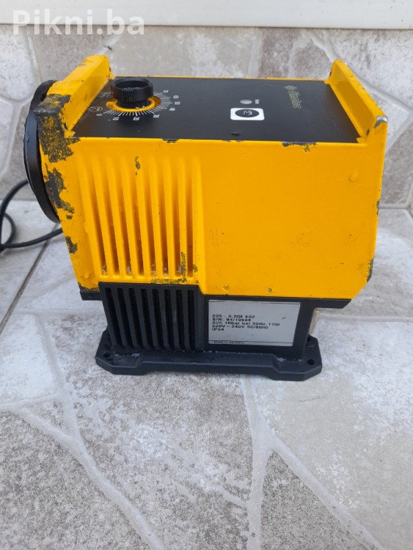 Vakum pumpa dinotec 205-3,0DI dozer 70 KM
