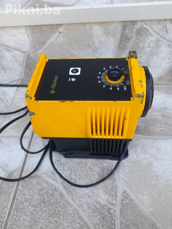 Vakum pumpa dinotec 205-3,0DI dozer 70 KM