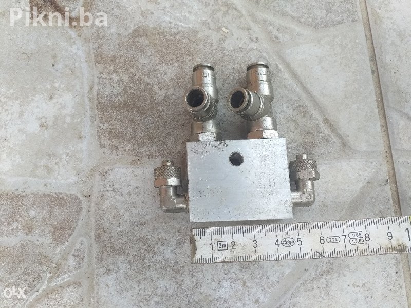 ⚙️ PNEUMATSKI RAZVODNI BLOK (MANIFOLD) SA BRZIM PRIKLJUČCIMA 8mm ⚙️