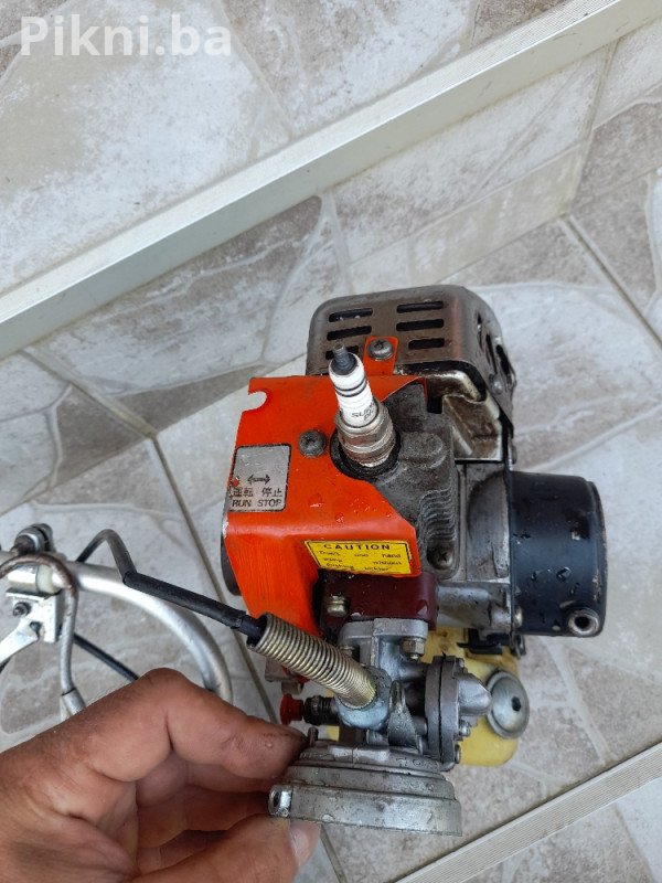 Motor Profesionalnog Trimera (G2C Model) - Sa Dobrom Kompresijom! 65 KM