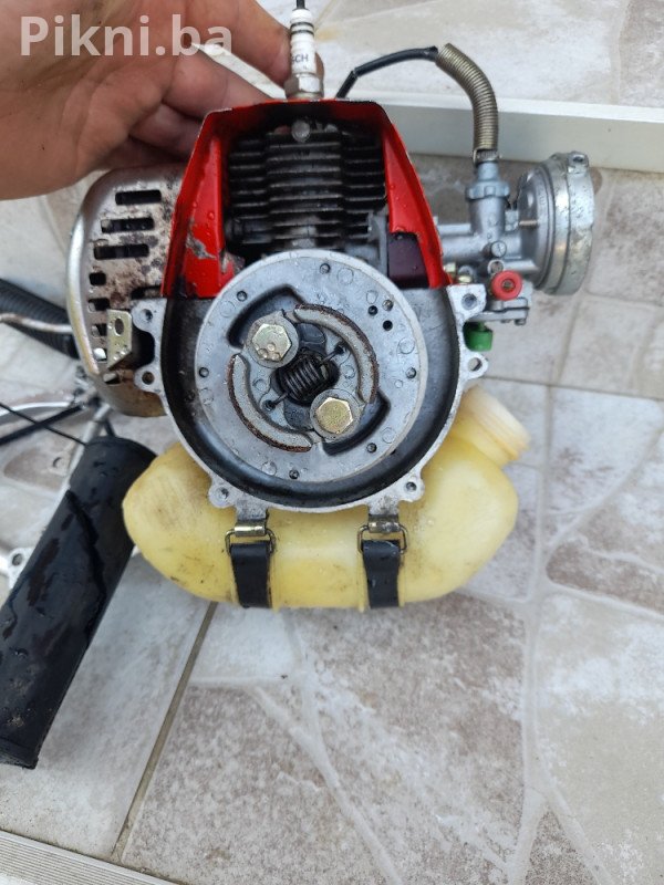 Motor Profesionalnog Trimera (G2C Model) - Sa Dobrom Kompresijom! 65 KM