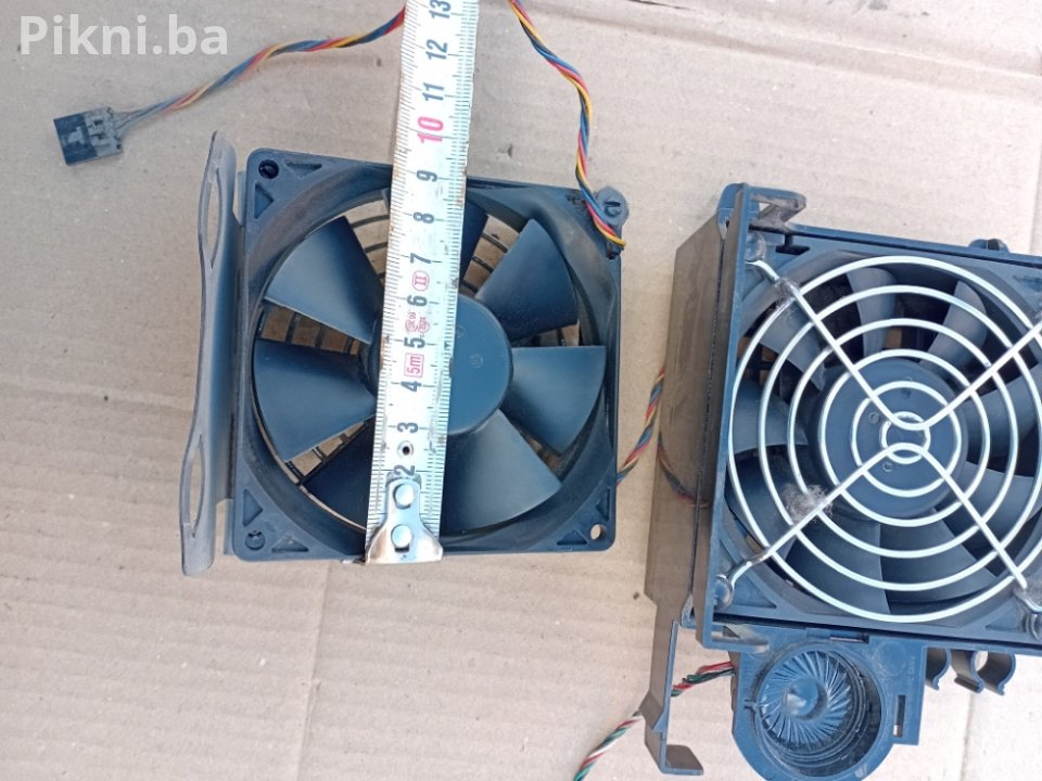 Ventilatori za Računarsko Kućište - 2 Komada (80x80mm) - ISPRAVNI 10 KM