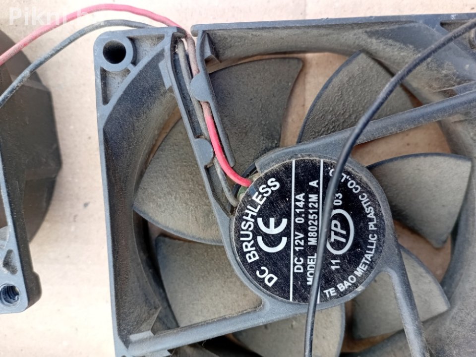 Ventilator 8x8cm turbina 12v elektro motor elektromotori coler 7 KM