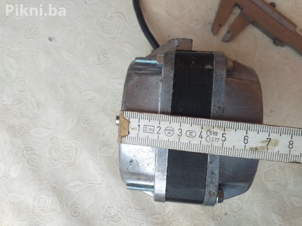 Elektro motor 220v 36w 1550obr elektromotori 25 KM