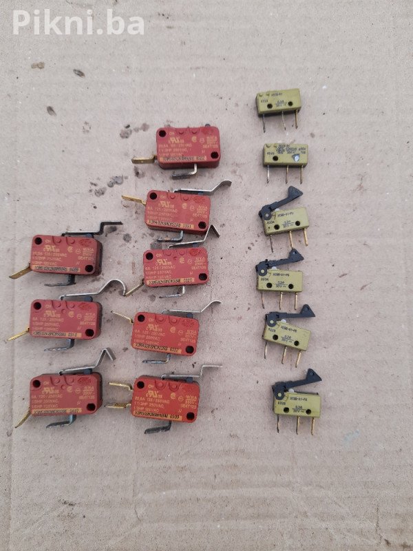 VELIKI SET: 14x Mikroprekidača (Micro Switches) - 6A/250V i 0.3A/ 5 KM