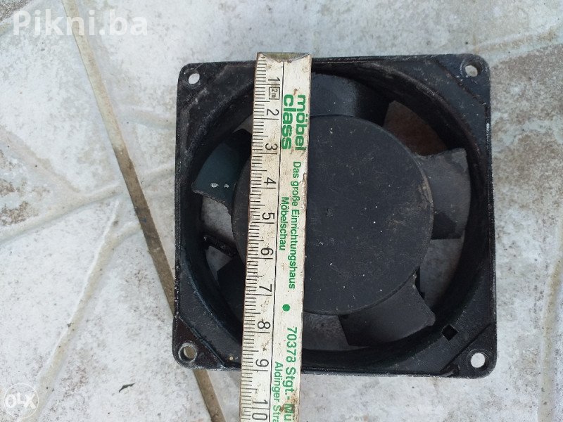 Elektro ventilator motor elektromotori Sunon Sf11592A 15 KM