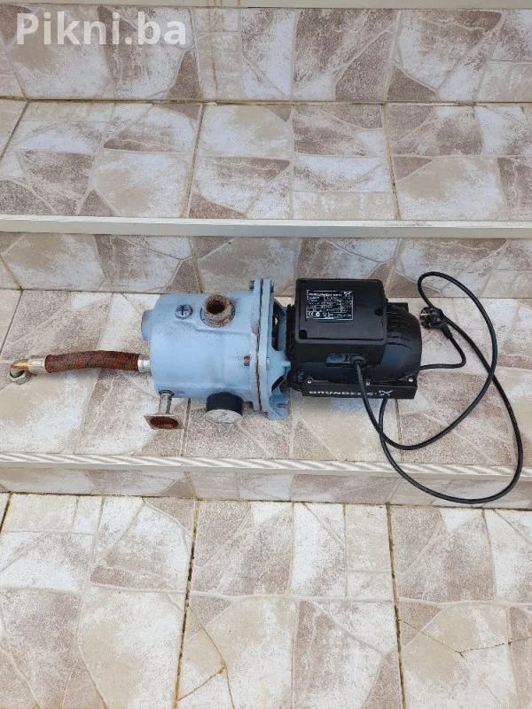 Pumpa za vodu Grundfos 0.85kw pumpe hidropak hidrofor