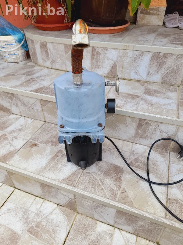 Pumpa za vodu Grundfos 0.85kw pumpe hidropak hidrofor