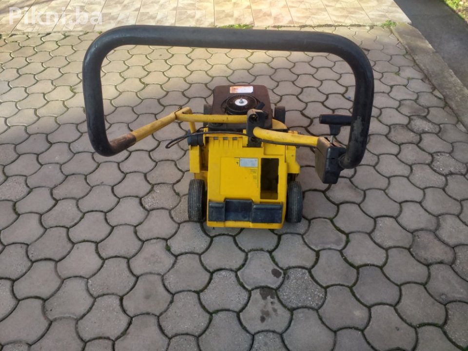 Kosacica na benzin AL-Ko 4300B citaj pod detaljno